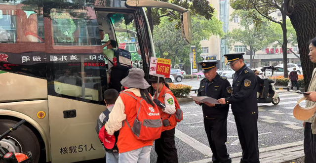 常德市交通运输执法支队开展春季旅游包车专项执法检查