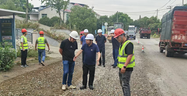 津市市交通建设质量安全监督站深入S224线路面大修工程开展质量安全监督检查